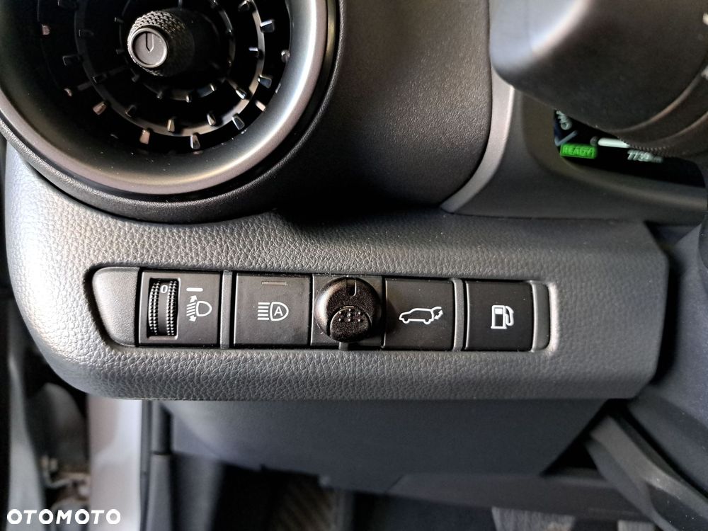 Toyota C-HR 1.8 Hybrid Executive - 32