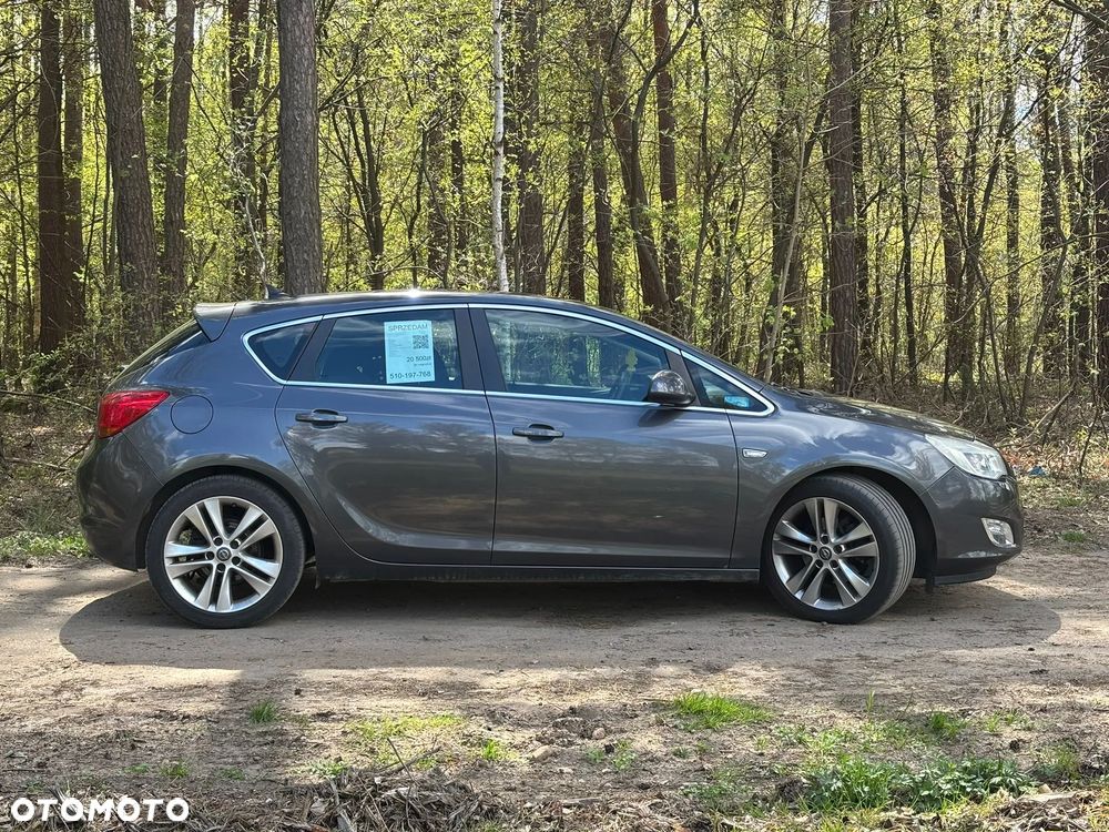 Opel Astra 1.7 CDTI Cosmo - 15