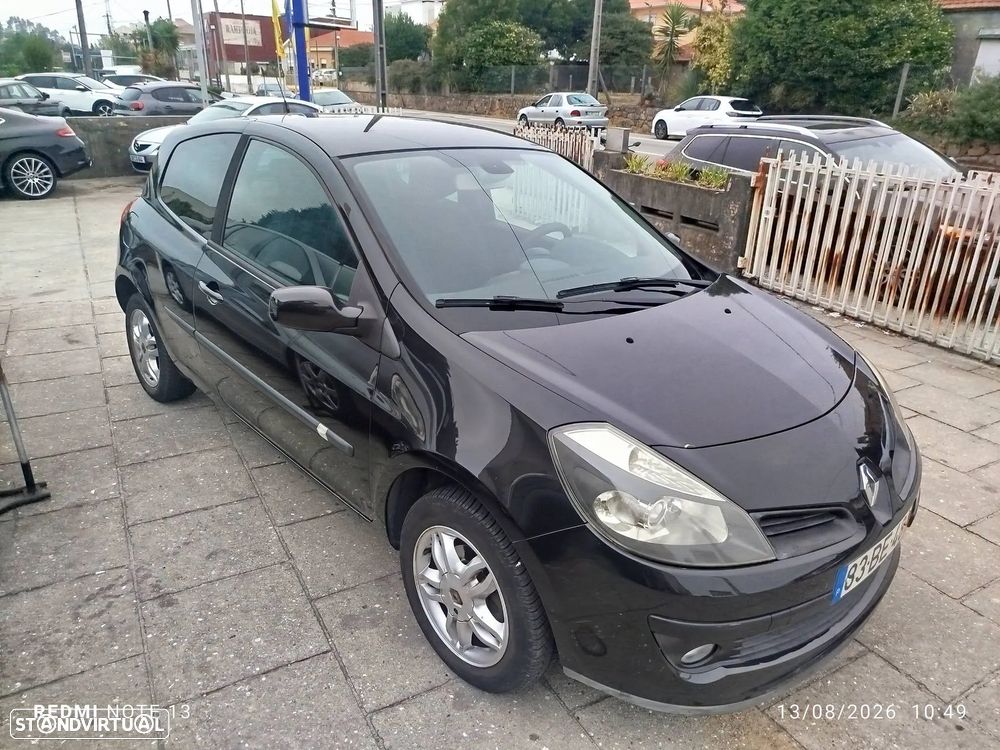 Renault Clio 1.2 16V Luxe - 3