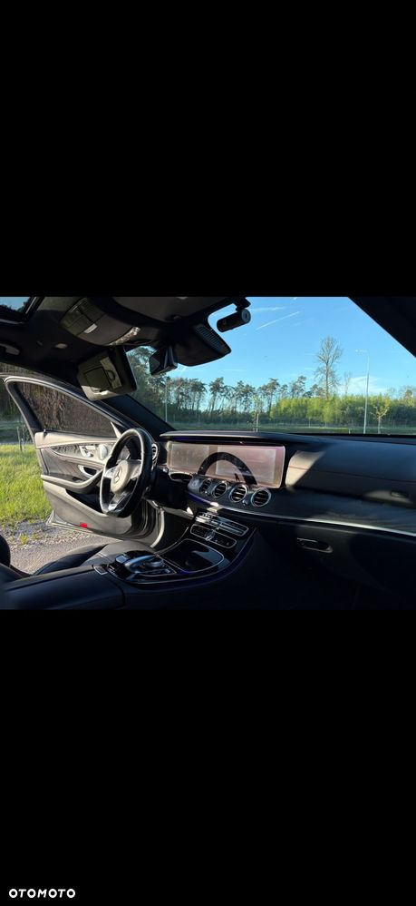 Mercedes-Benz Klasa E 43 AMG 4-Matic - 13