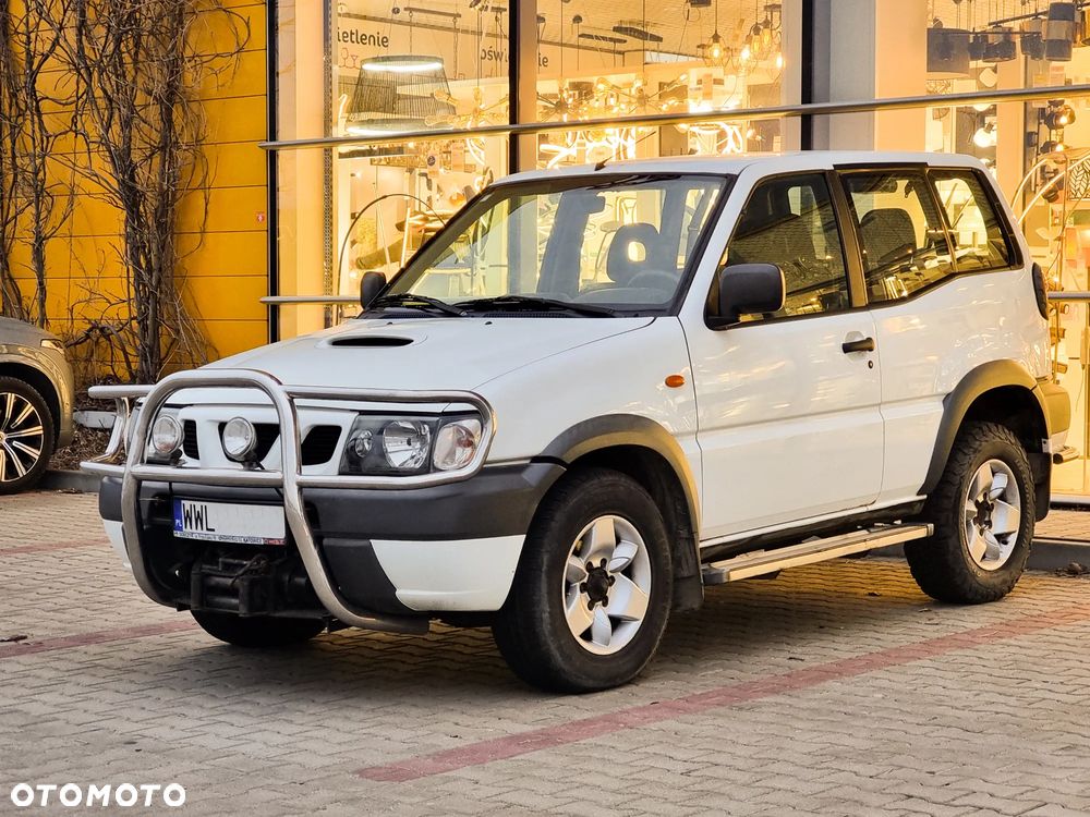 Nissan Terrano 2.7 TDi Comfort - 2
