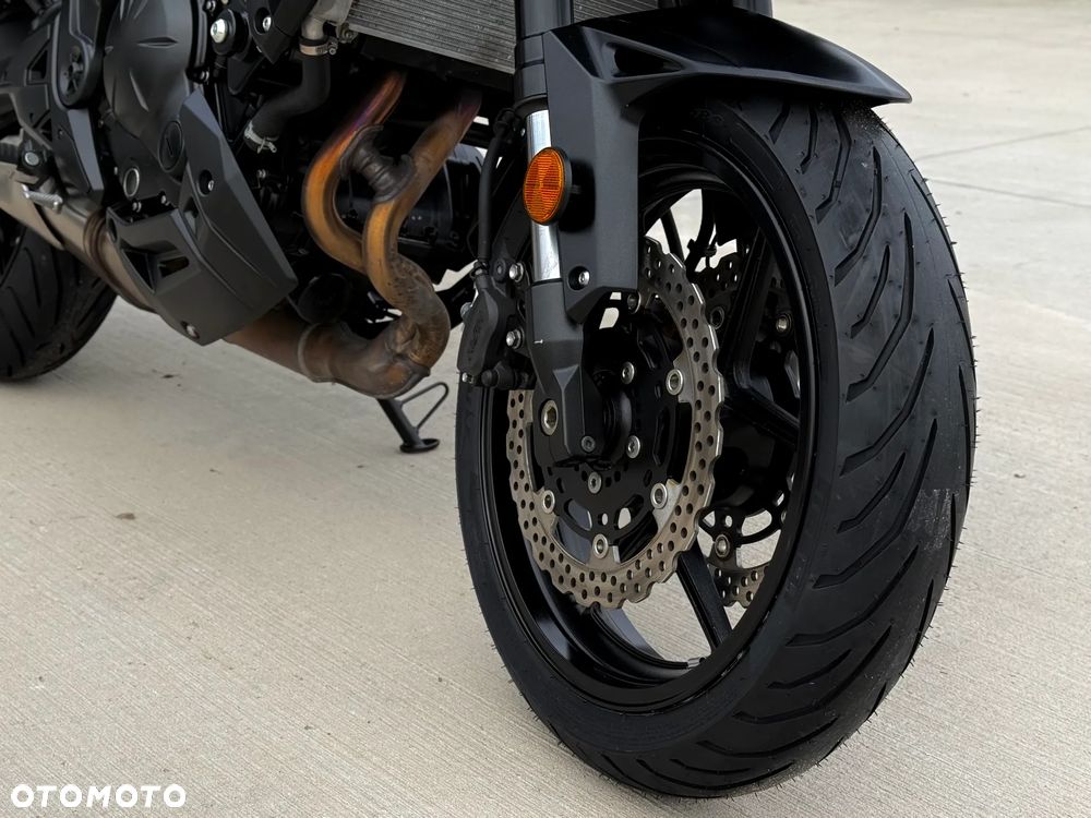 Kawasaki Versys 650 - 24