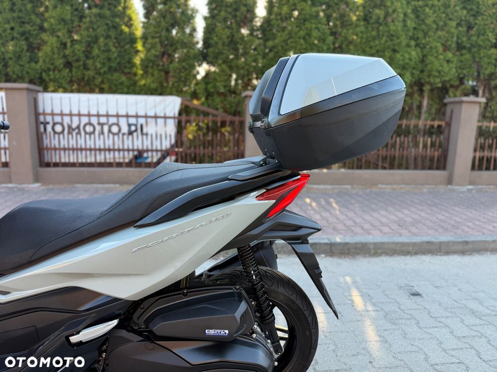 Honda NSS - 19