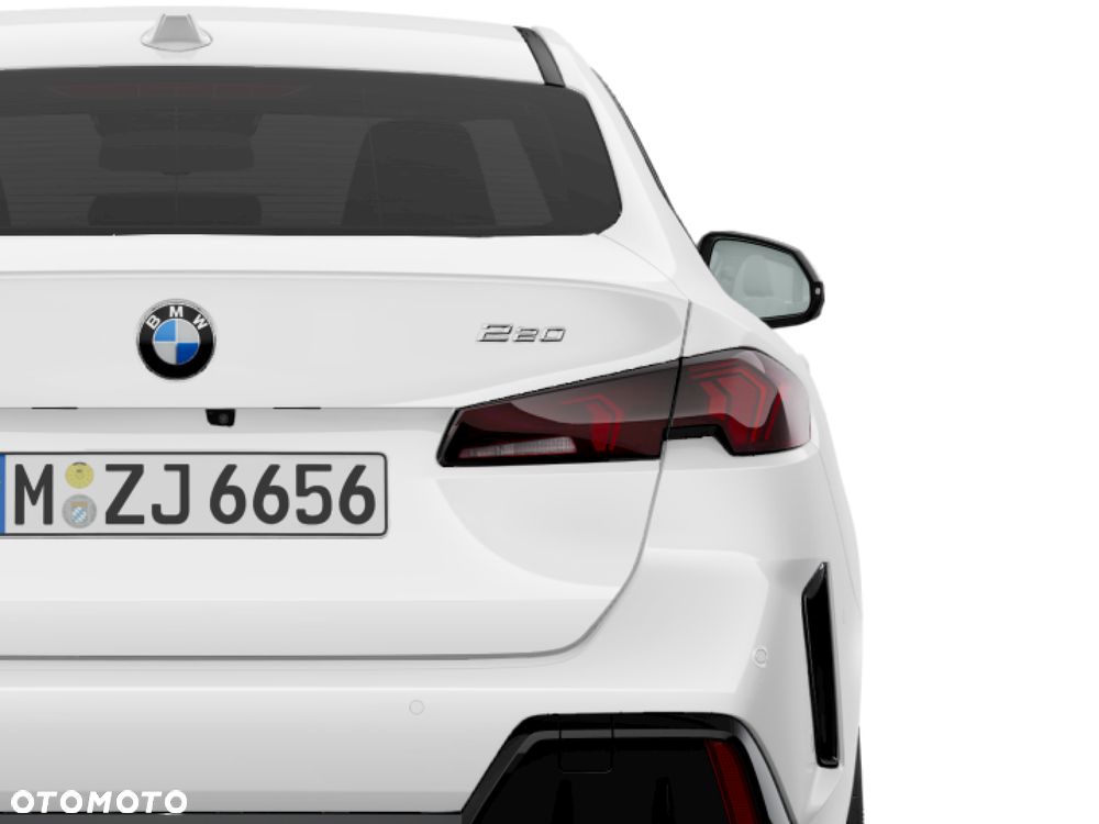 BMW Seria 2 220i mHEV - 6