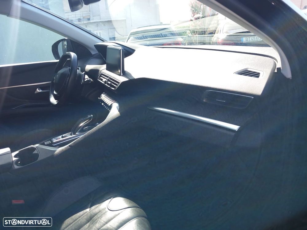 Peugeot 3008 1.6 BlueHDi Allure EAT6 - 12