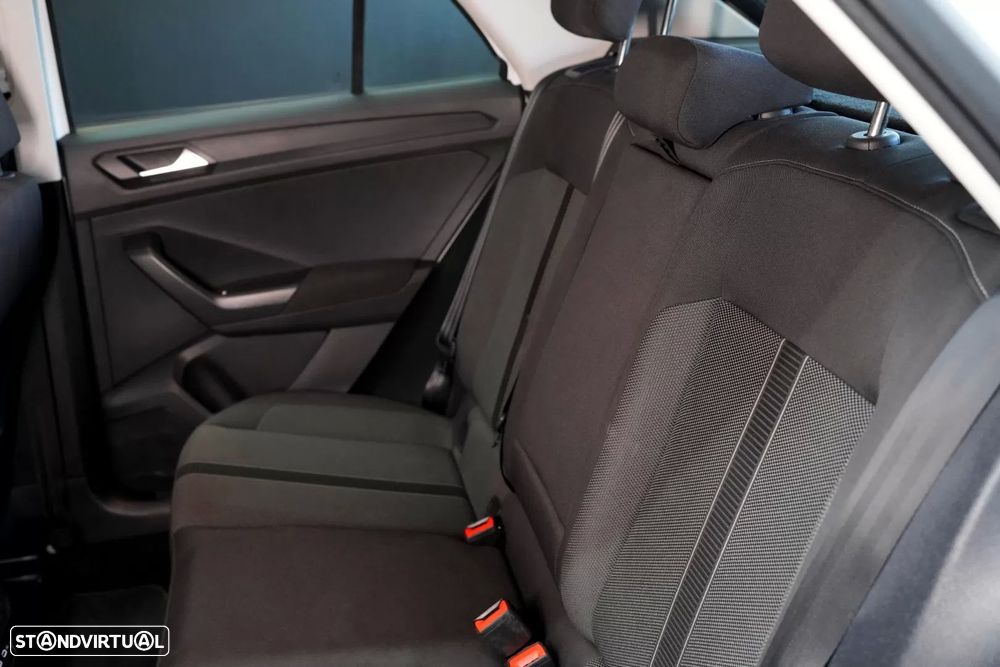 VW T-Roc 1.0 TSI - 47