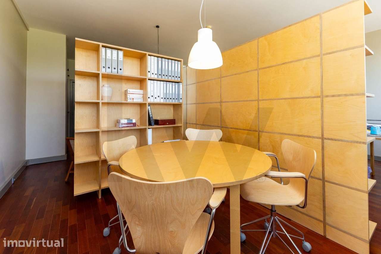 Escritório com 53 m2 no Edifício do Lago - Pinheiro Manso, Porto - Grande imagem: 5/25