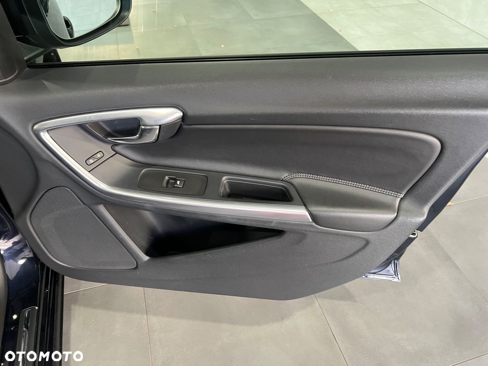 Volvo V60 - 30