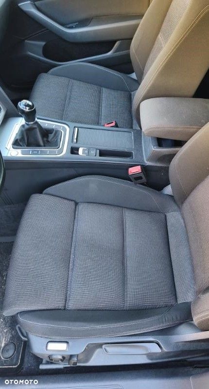 Volkswagen Passat 2.0 TDI BMT Comfortline - 21