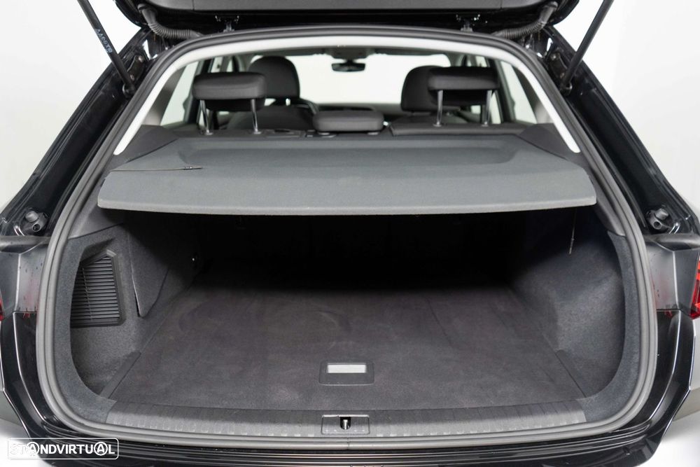 Audi Q3 45 TFSIe S tronic - 12