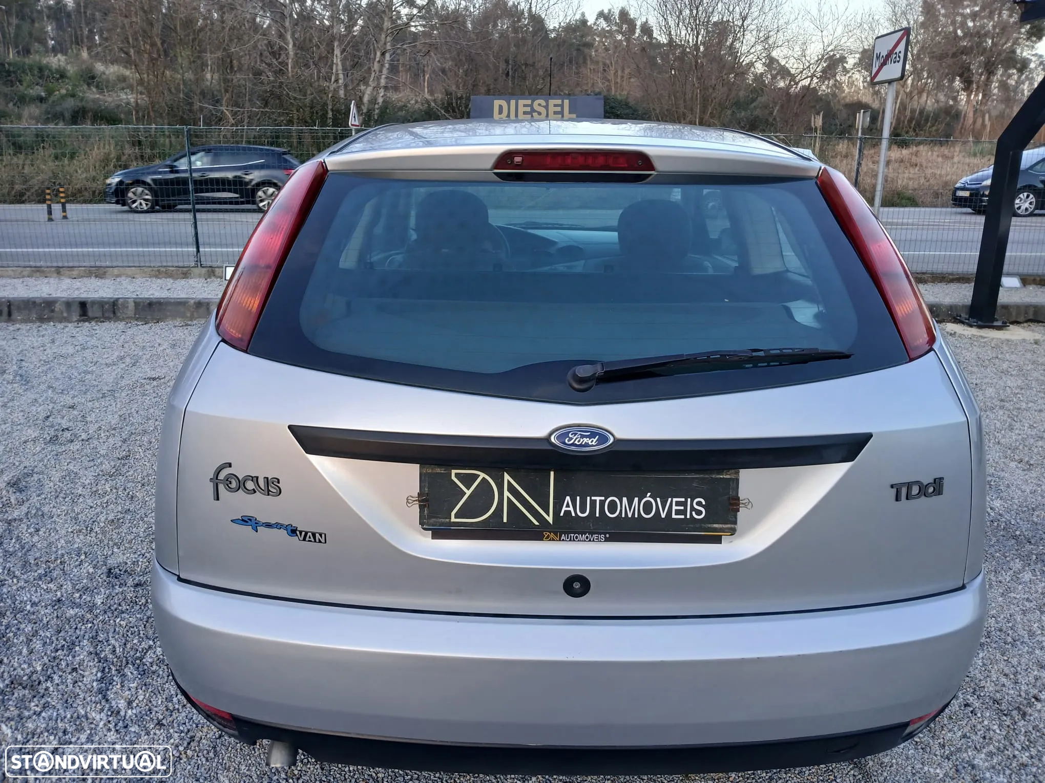 Ford Focus 1.8 TDDI - 7