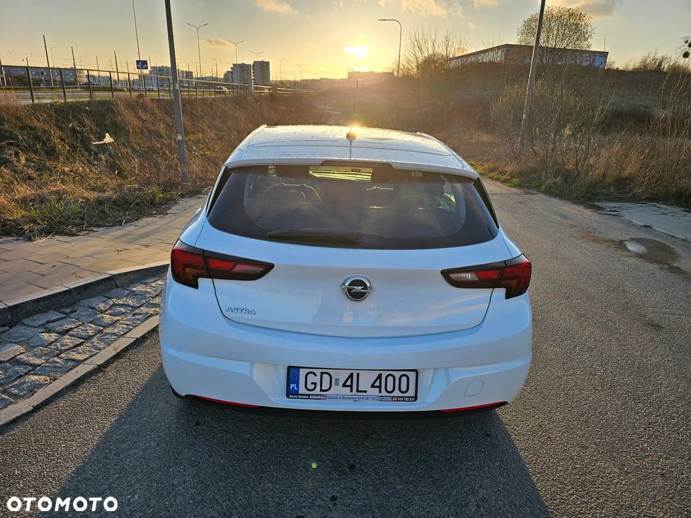 Opel Astra V 1.4 Essentia - 5