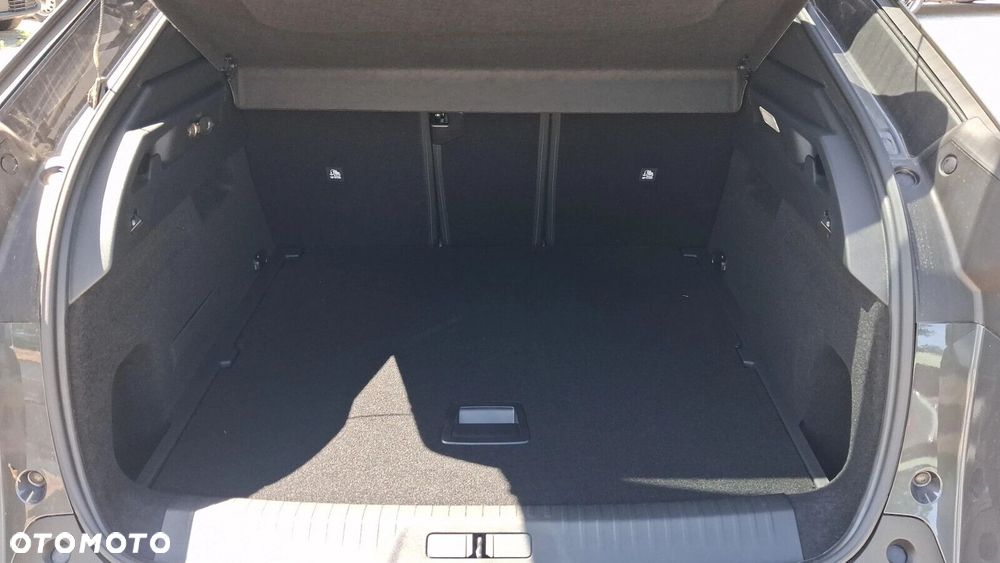 Peugeot 3008 1.2 PureTech mHEV Business e-DCS6 - 12