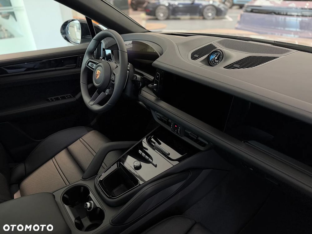 Porsche Cayenne E-Hybrid PHEV Black Edition - 26