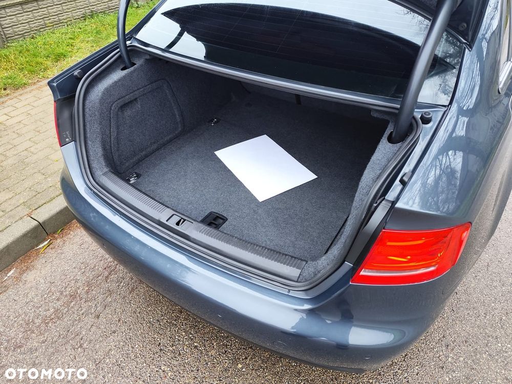 Audi A4 Limousine - 24