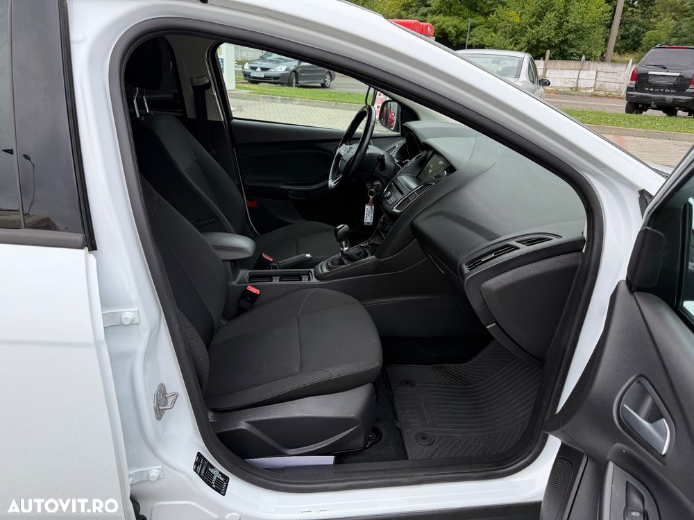 Ford Focus 1.5 EcoBlue Active Business - 8