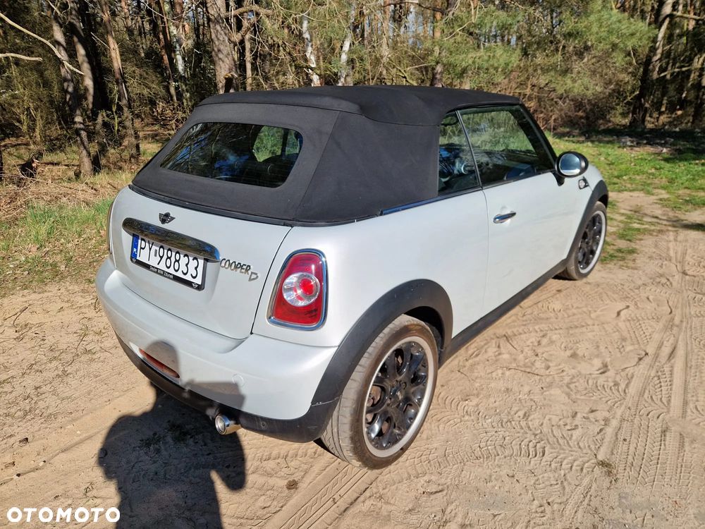 MINI Cooper D Cabrio - 8