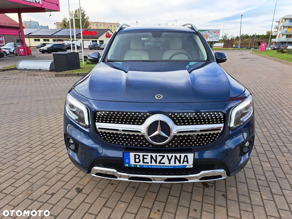 Mercedes-Benz GLB - 4