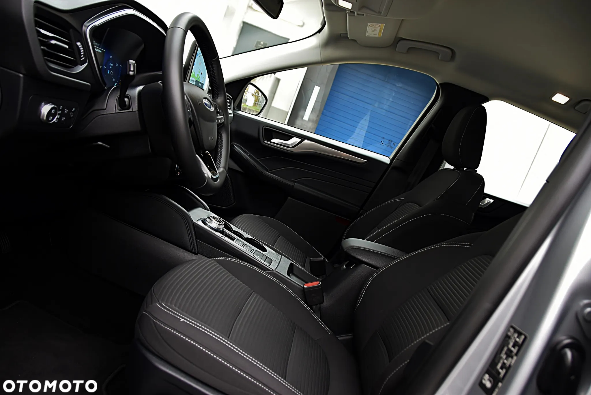 Ford Kuga 2.5 FHEV FWD Titanium - 16