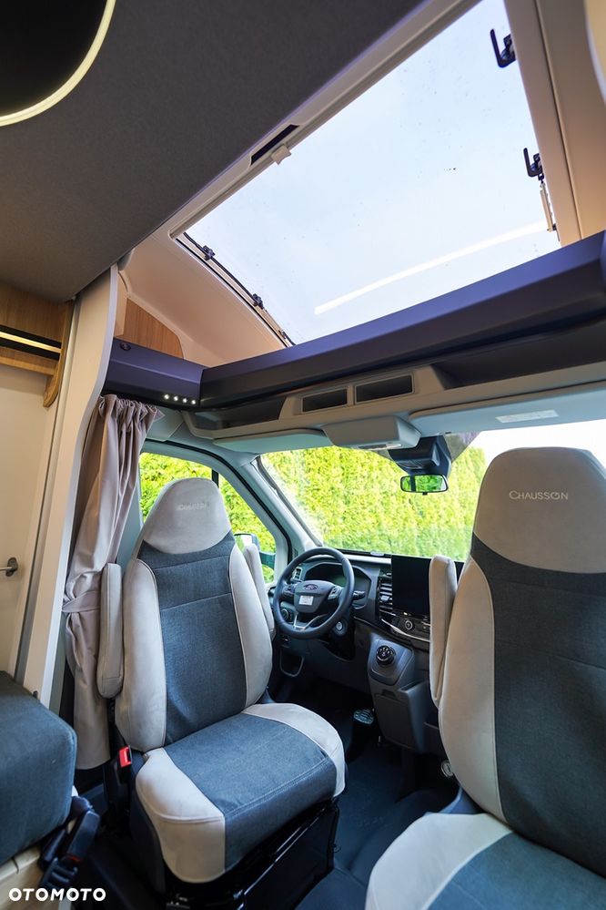 Ford Chausson 720 Titanium Line - 18