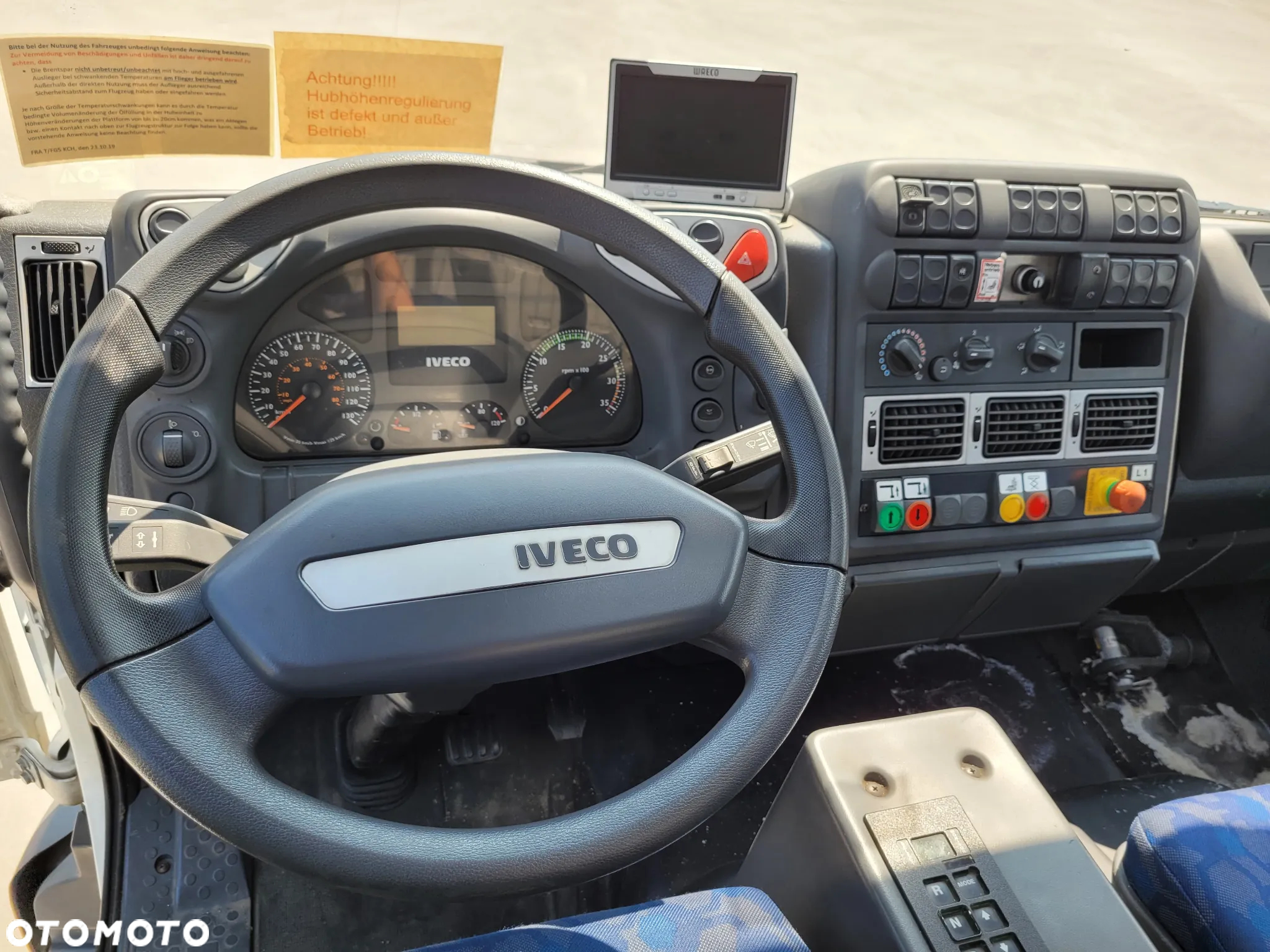 Iveco EUROCARGO 180E25 / PONOŚNIK KOSZOWY / PLATFORMA - 12