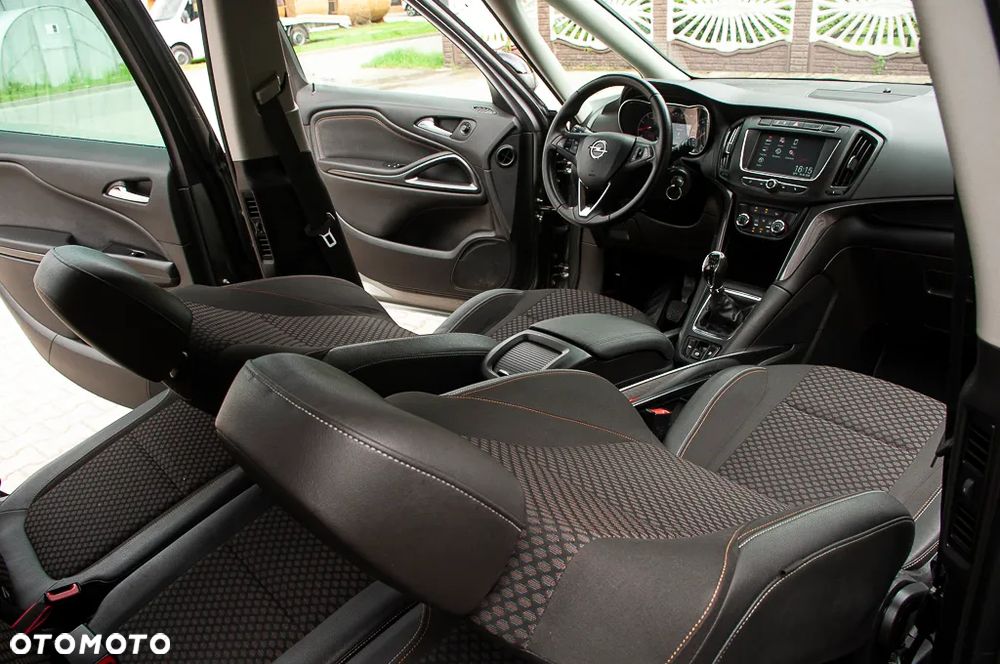 Opel Zafira 1.4 Turbo Innovation - 26