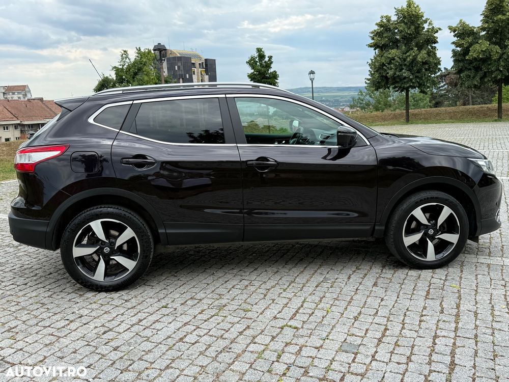 Nissan Qashqai 1.6 DCI ALL-MODE 4x4i TEKNA+ - 11