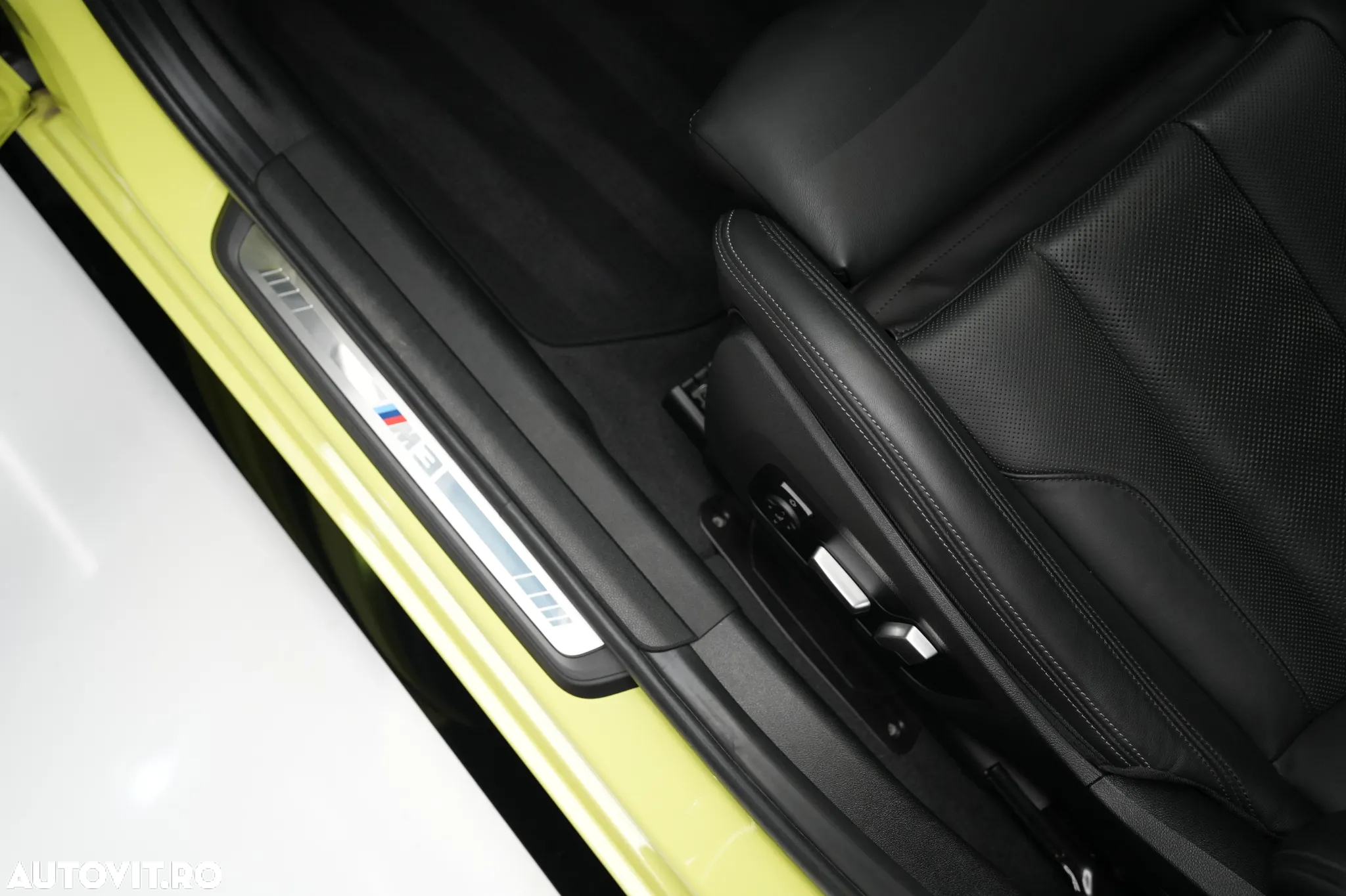 BMW M3 Competition M xDrive - 11