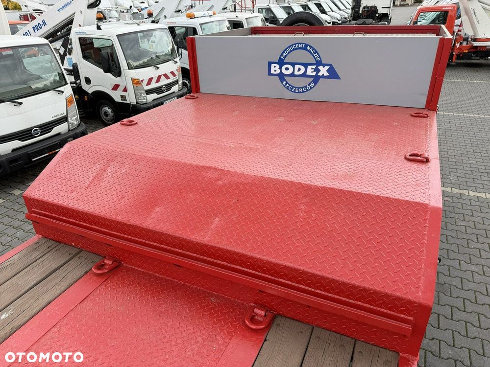 Bodex NN3J Ładowność: 26.500kg 3osie SAF Przednia Podnoszona WABCO - 24