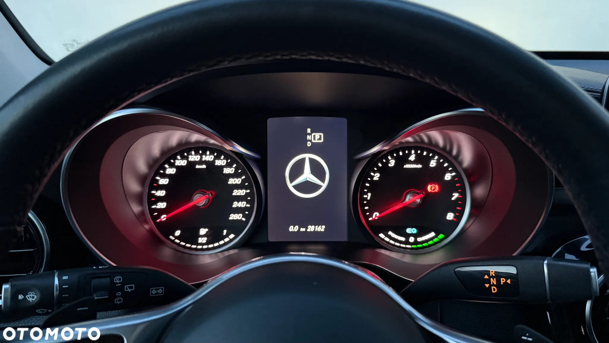 Mercedes-Benz GLC - 31