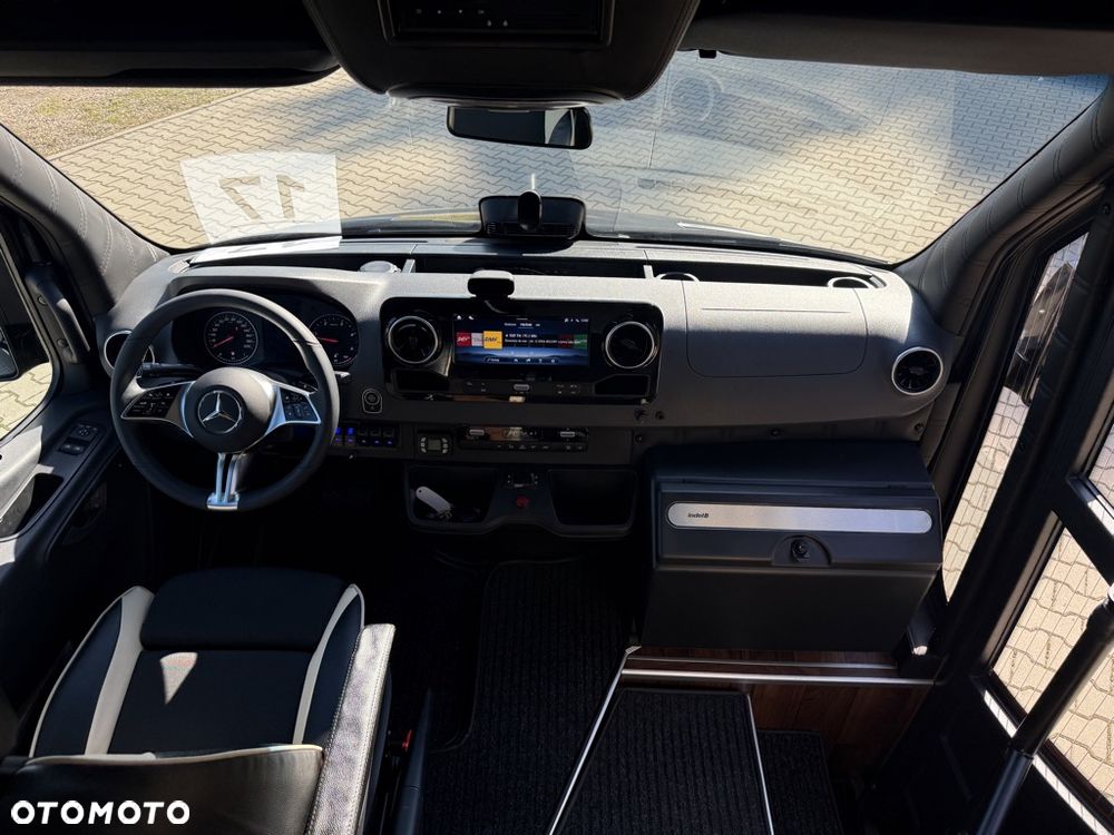 Mercedes-Benz Sprinter 517 Tourist Line - 29