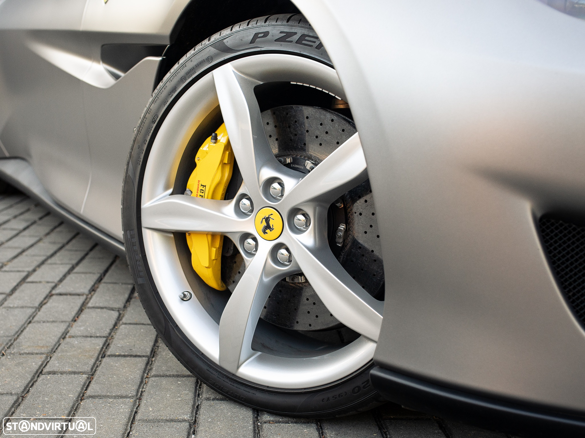 Ferrari Portofino Standard - 12