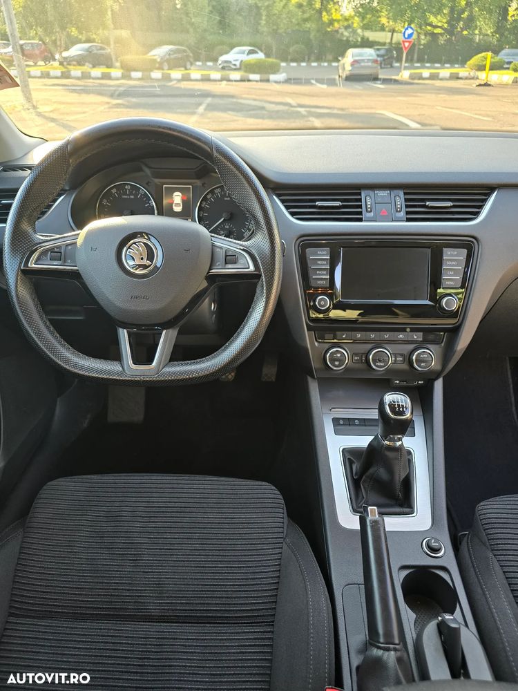 Skoda Octavia 1.4 TSI Ambition - 5