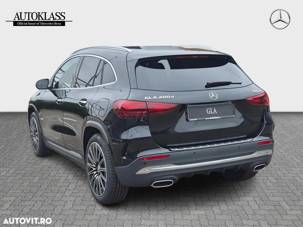 Mercedes-Benz GLA 200 d 4MATIC Aut. - 3