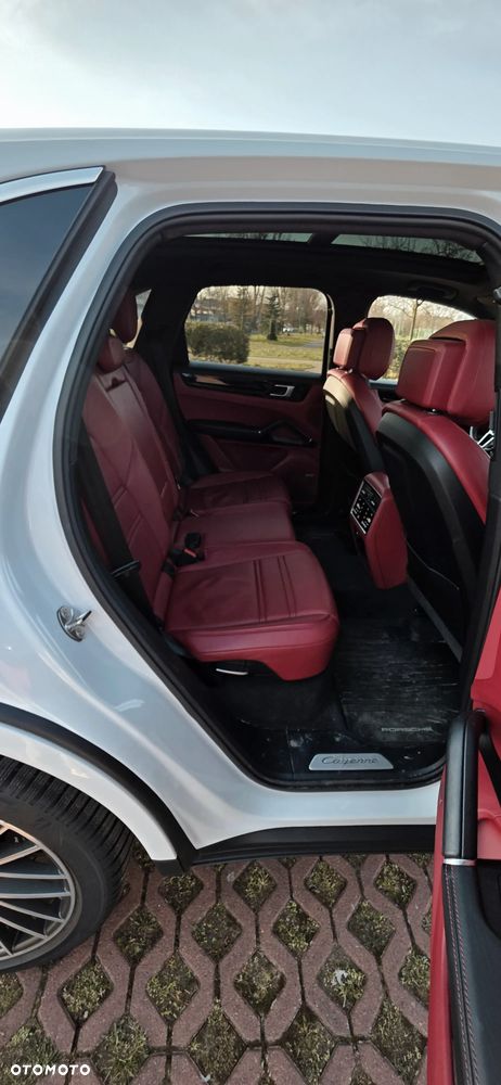 Porsche Cayenne Standard - 33