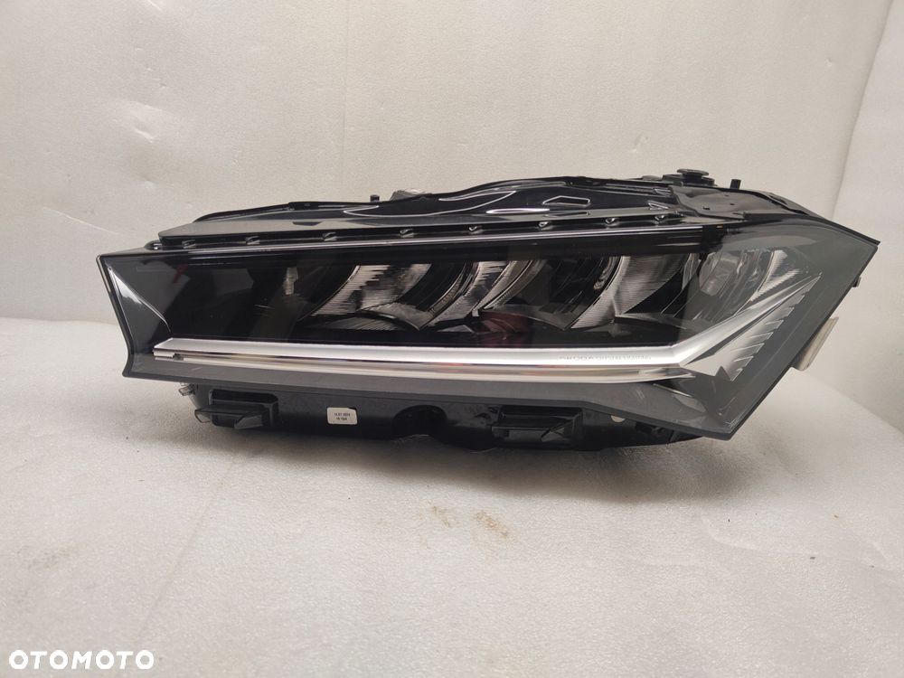skoda superb iv full led crystal lampa lewy przód 3p1941015 - 1