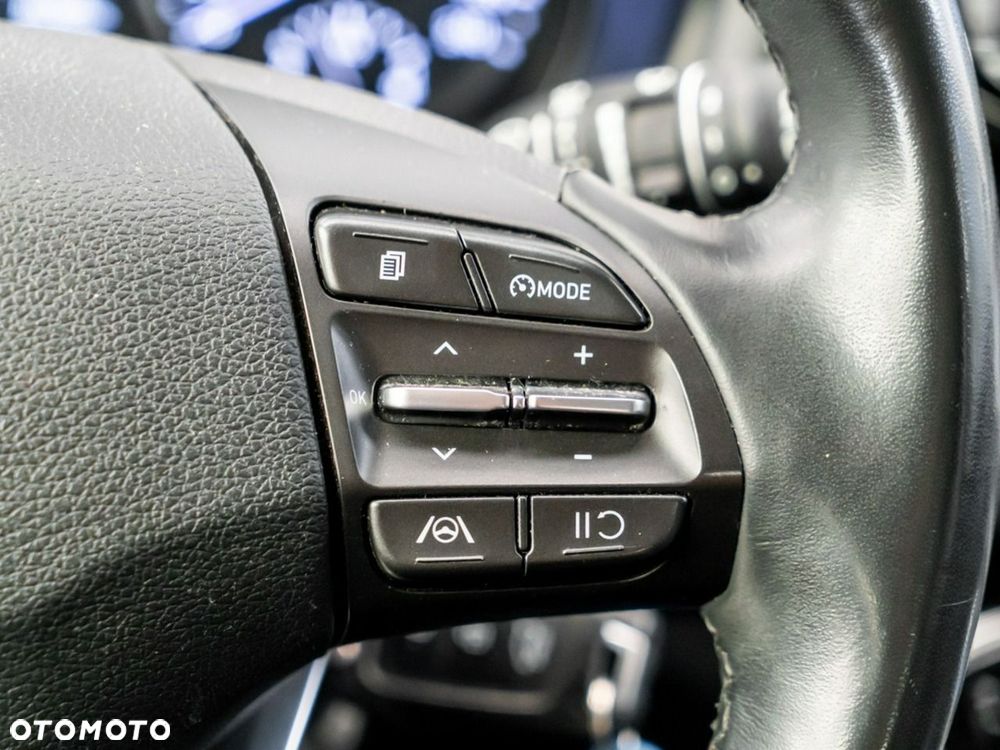 Hyundai i30 1.5 DPI Classic + - 25