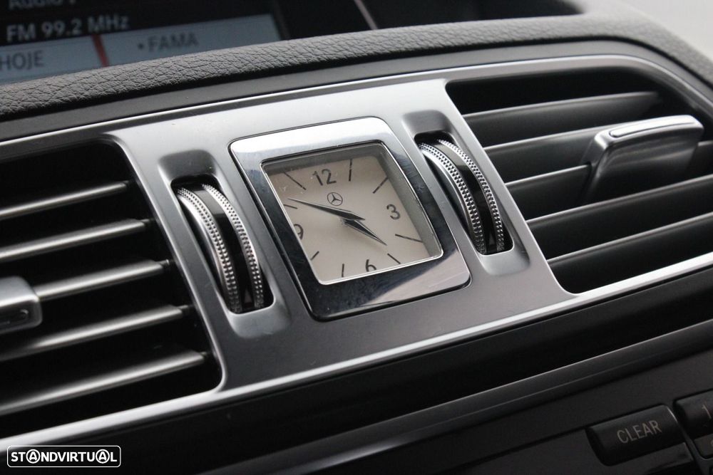 Mercedes-Benz E 220 CDi BlueEfficiency - 20