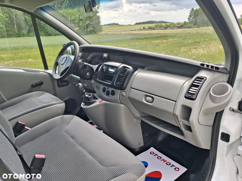 Opel Vivaro - 22