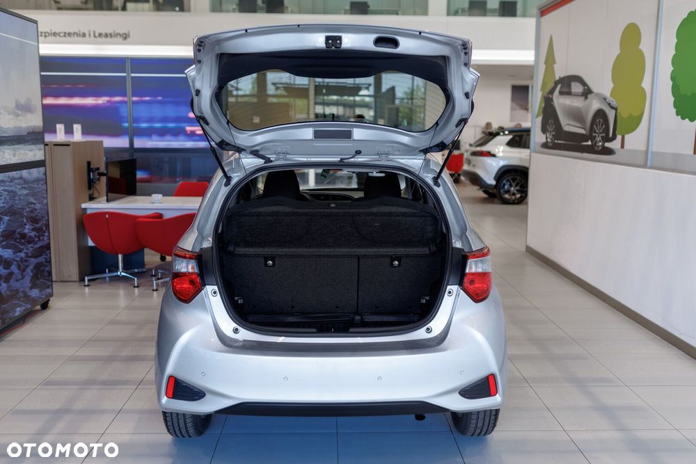Toyota Yaris - 24
