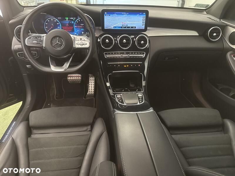 Mercedes-Benz GLC 300 e 4-Matic Business Edition - 22