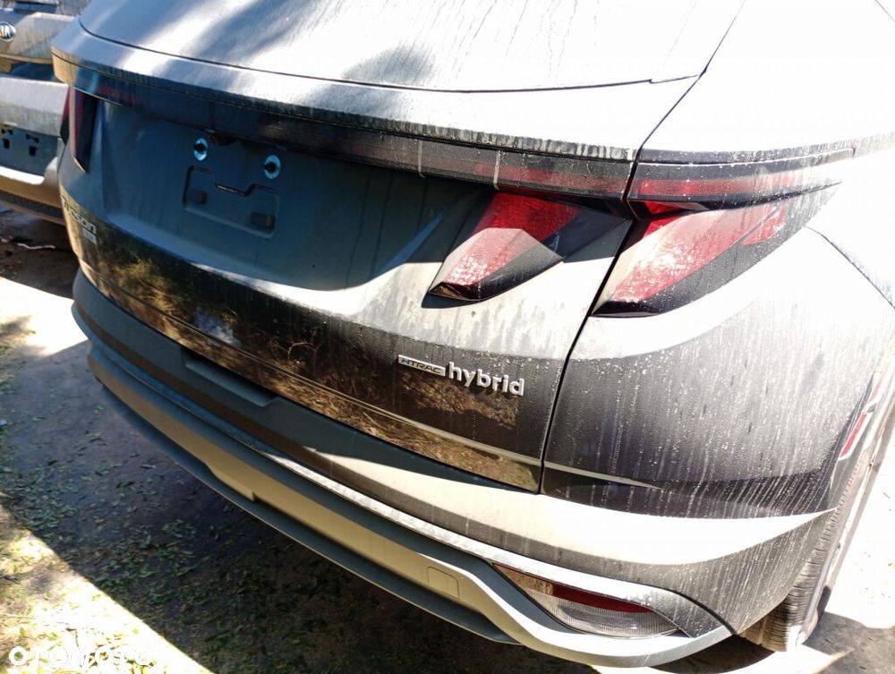 Hyundai Tucson 1.6 T-GDi 48V-Hybrid 4WD DCT Prime - 12