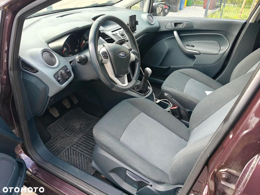 Ford Fiesta 1.25 Gold X - 8