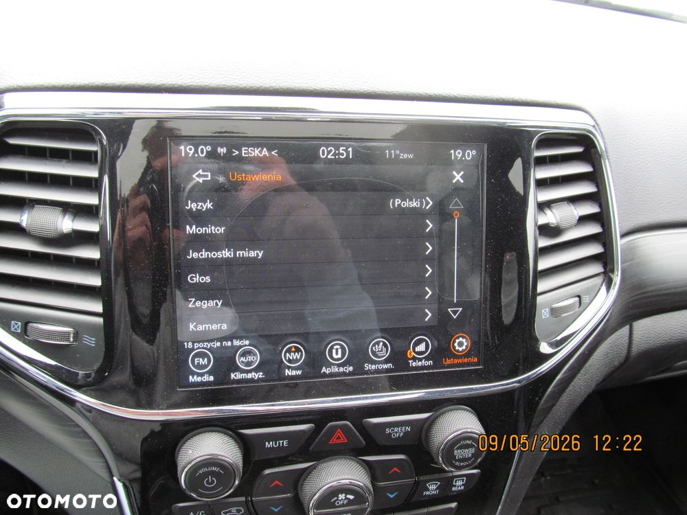 Jeep Grand Cherokee 3.6 V6 Pentastar 4WD Automatik Laredo - 30