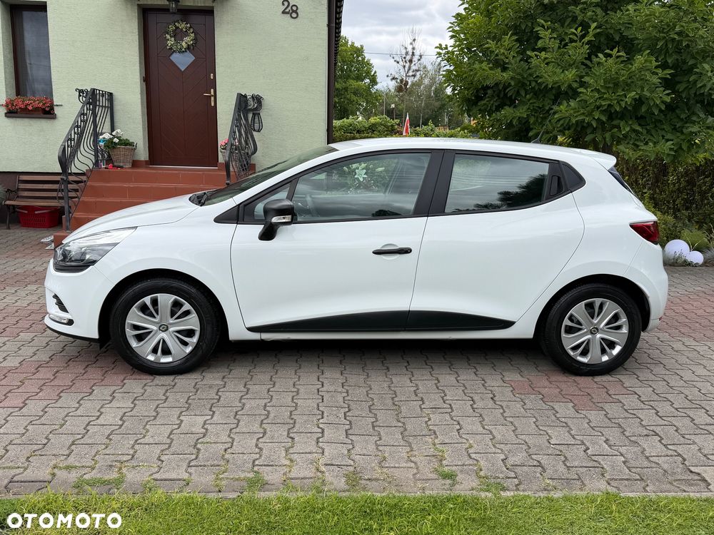 Renault Clio 1.2 16V 75 Limited - 3
