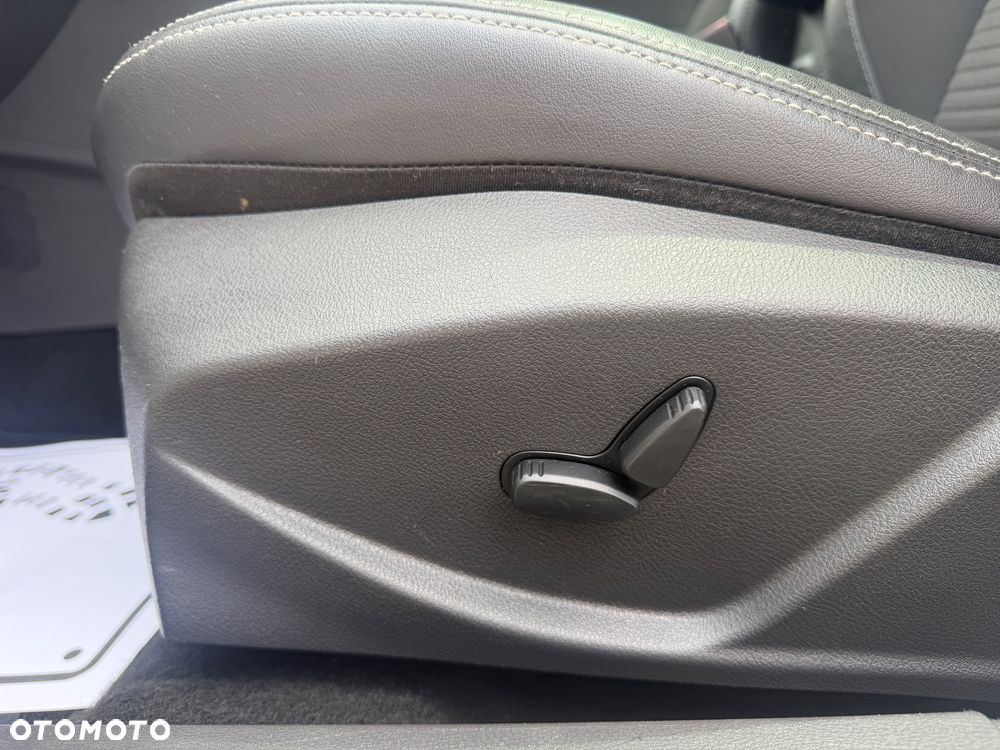 Ford Focus 1.0 EcoBoost Titanium ASS - 35