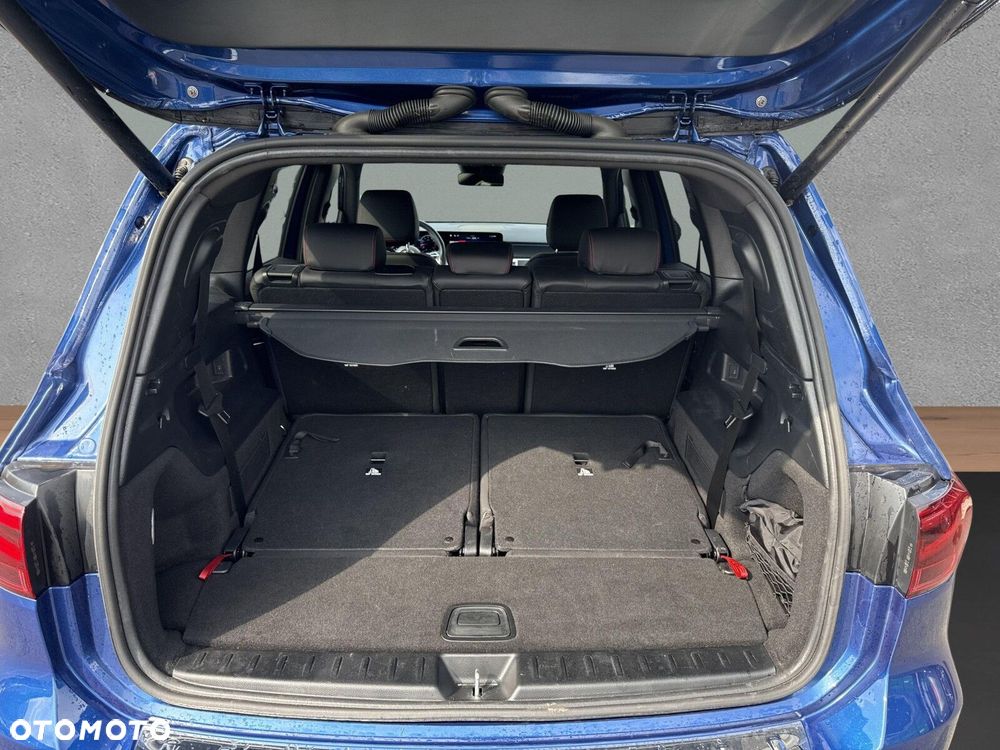 Mercedes-Benz GLB - 26