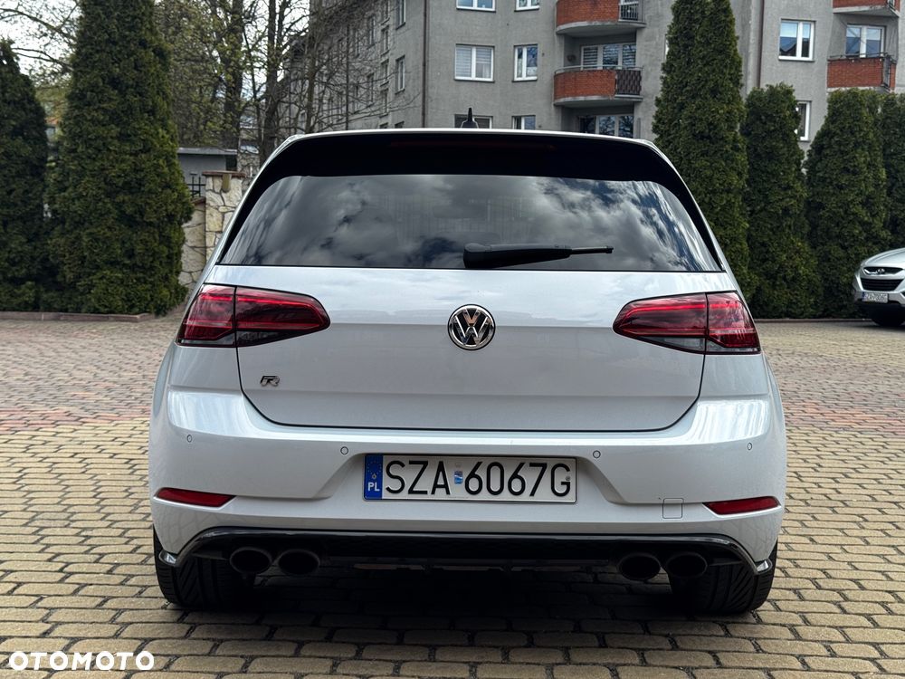 Volkswagen Golf - 7
