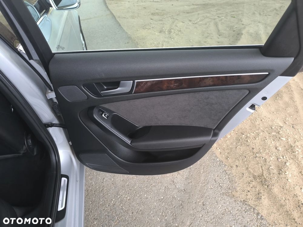 Audi A4 Limousine 1.8 TFSI Attraction - 14