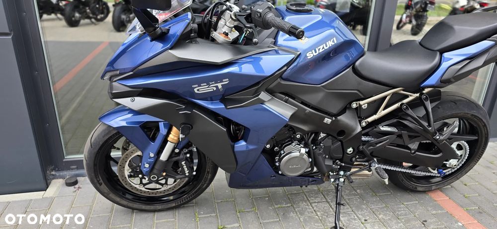 Suzuki GSX - 40